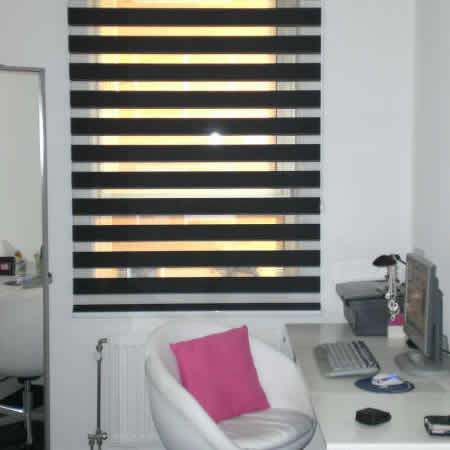 Duo Rolgordijnen Impression in een stijlvol interieur